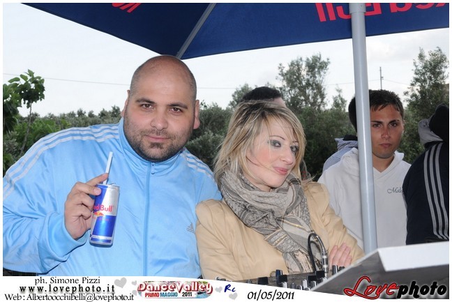 465DanceValley_LovePhoto-01052011.jpg