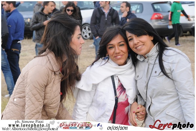 476DanceValley_LovePhoto-01052011.jpg