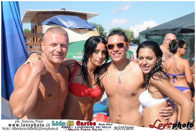 100Lido_El_Caribe_Sunday_LovePhoto_31072011.jpg