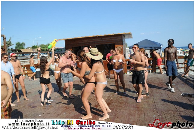 171Lido_El_Caribe_Sunday_LovePhoto_31072011.jpg