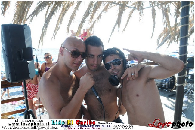 200Lido_El_Caribe_Sunday_LovePhoto_31072011.jpg