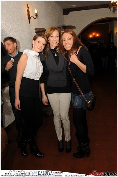 029Kalura_Night_Party_LovePhoto_10122011.jpg