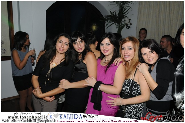 034Kalura_Swimming_Pool_Party_LovePhoto_19112011.jpg