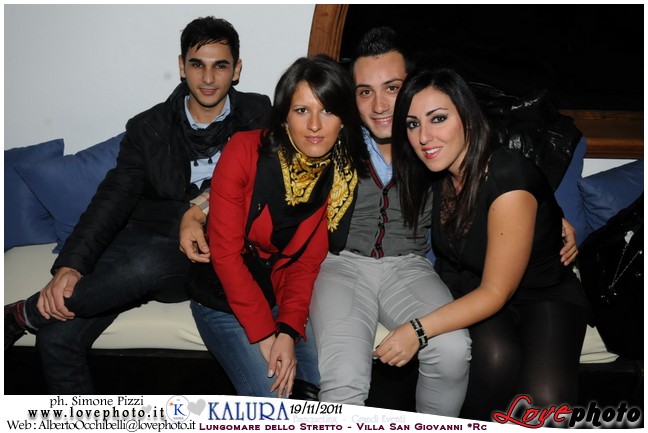 046Kalura_Swimming_Pool_Party_LovePhoto_19112011.jpg