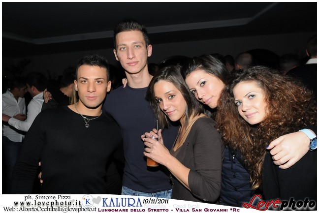 104Kalura_Swimming_Pool_Party_LovePhoto_19112011.jpg