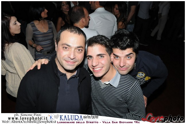 127Kalura_Swimming_Pool_Party_LovePhoto_19112011.jpg