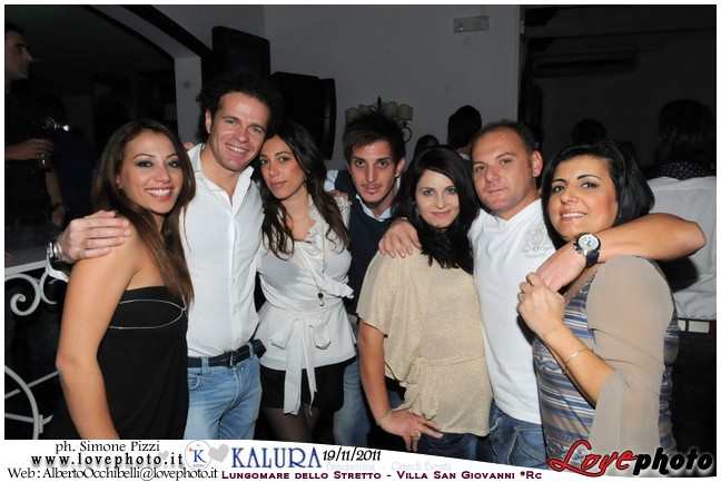 132Kalura_Swimming_Pool_Party_LovePhoto_19112011.jpg