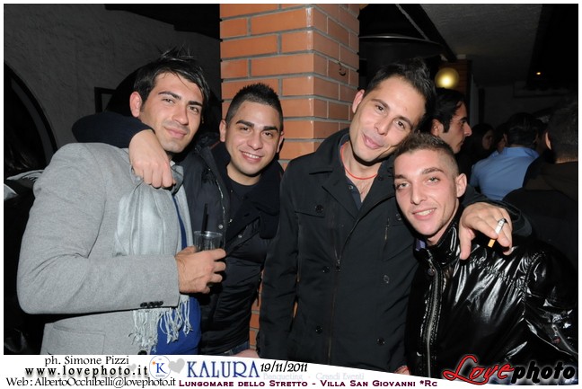 137Kalura_Swimming_Pool_Party_LovePhoto_19112011.jpg