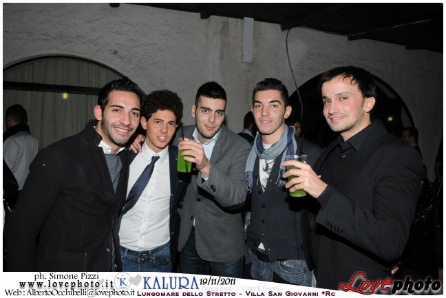 143Kalura_Swimming_Pool_Party_LovePhoto_19112011.jpg