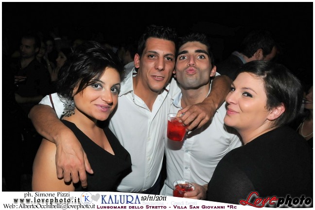 153Kalura_Swimming_Pool_Party_LovePhoto_19112011.jpg