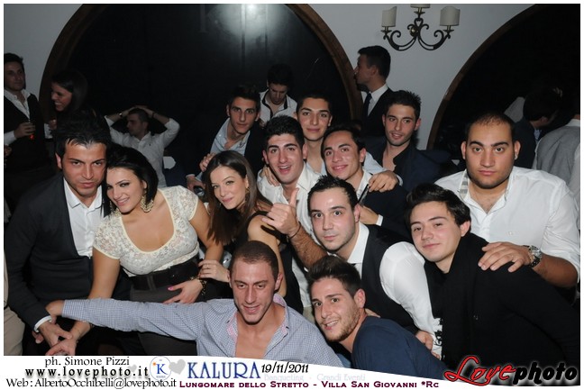 161Kalura_Swimming_Pool_Party_LovePhoto_19112011.jpg