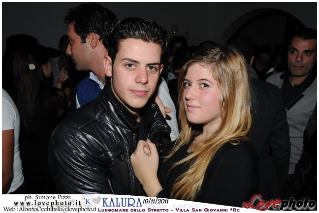 168Kalura_Swimming_Pool_Party_LovePhoto_19112011.jpg