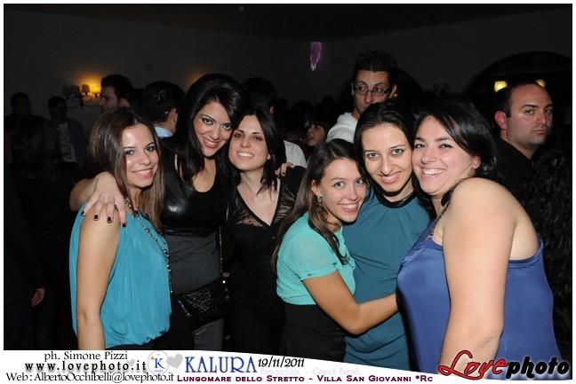 196Kalura_Swimming_Pool_Party_LovePhoto_19112011.jpg