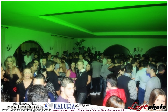 205Kalura_Swimming_Pool_Party_LovePhoto_19112011.jpg