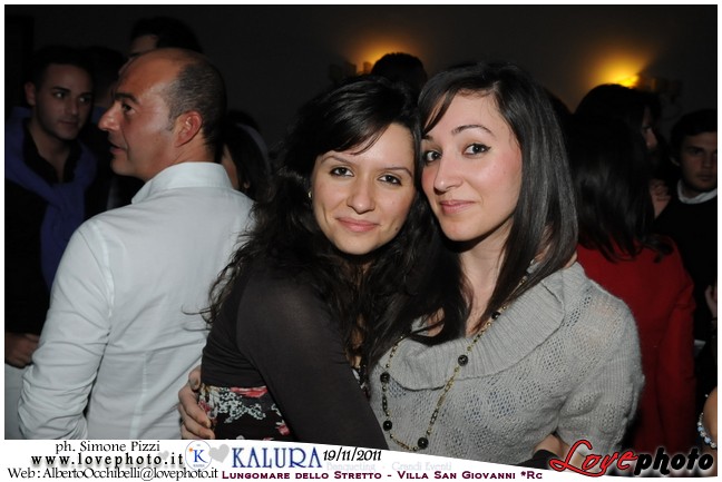 209Kalura_Swimming_Pool_Party_LovePhoto_19112011.jpg
