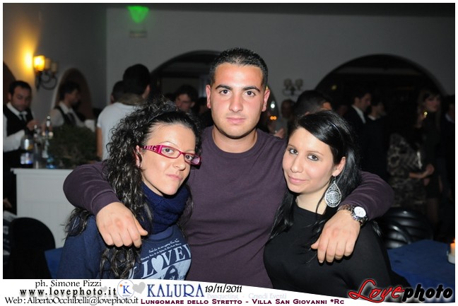 215Kalura_Swimming_Pool_Party_LovePhoto_19112011.jpg