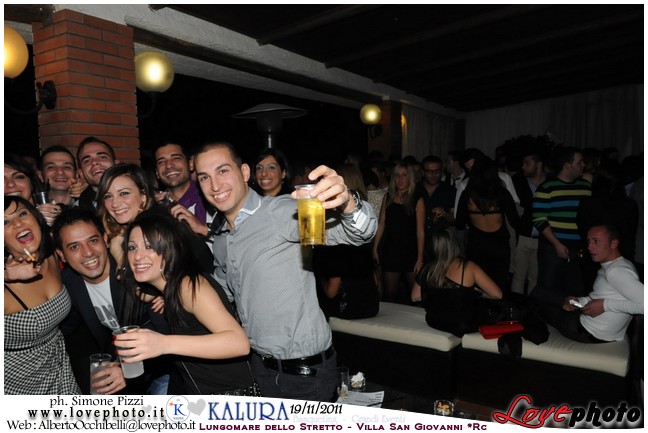 222Kalura_Swimming_Pool_Party_LovePhoto_19112011.jpg