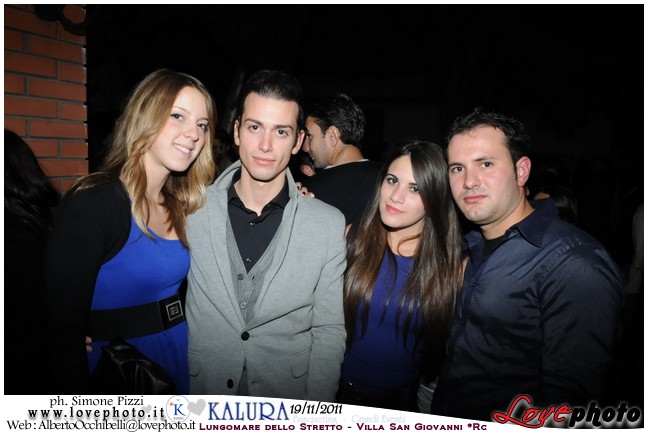 228Kalura_Swimming_Pool_Party_LovePhoto_19112011.jpg