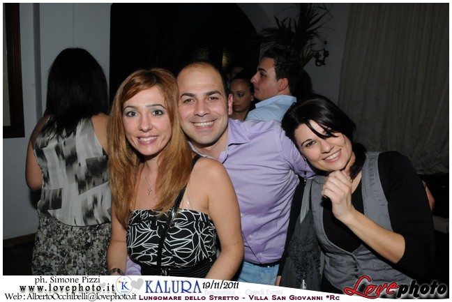 241Kalura_Swimming_Pool_Party_LovePhoto_19112011.jpg
