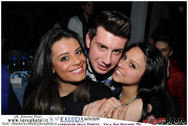 251Kalura_Swimming_Pool_Party_LovePhoto_19112011.jpg