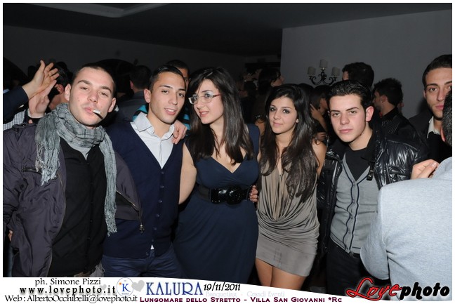 255Kalura_Swimming_Pool_Party_LovePhoto_19112011.jpg