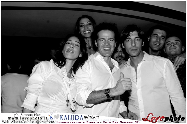 268Kalura_Swimming_Pool_Party_LovePhoto_19112011.jpg