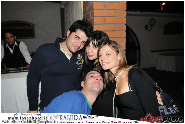 291Kalura_Swimming_Pool_Party_LovePhoto_19112011.jpg