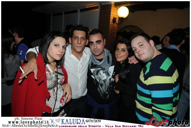 300Kalura_Swimming_Pool_Party_LovePhoto_19112011.jpg