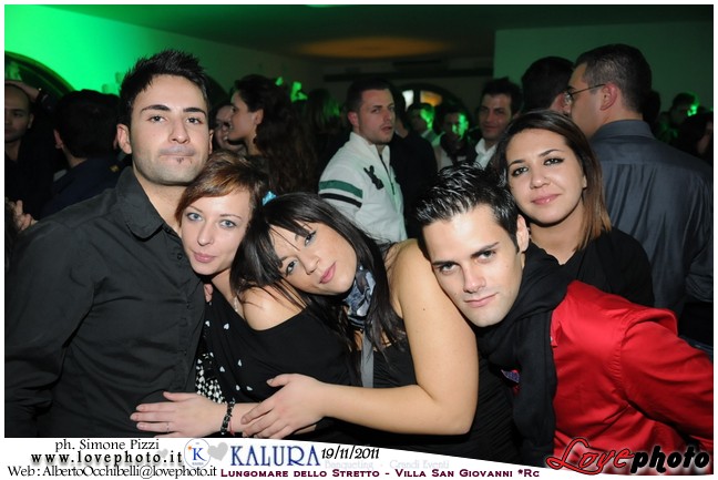 304Kalura_Swimming_Pool_Party_LovePhoto_19112011.jpg