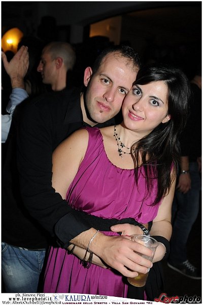 307Kalura_Swimming_Pool_Party_LovePhoto_19112011.jpg