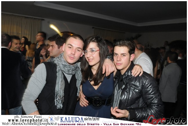 314Kalura_Swimming_Pool_Party_LovePhoto_19112011.jpg