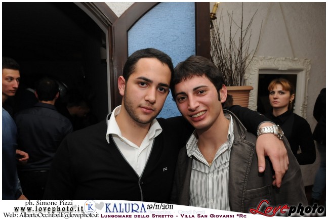 330Kalura_Swimming_Pool_Party_LovePhoto_19112011.jpg