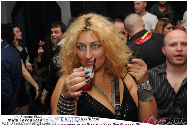 333Kalura_Swimming_Pool_Party_LovePhoto_19112011.jpg