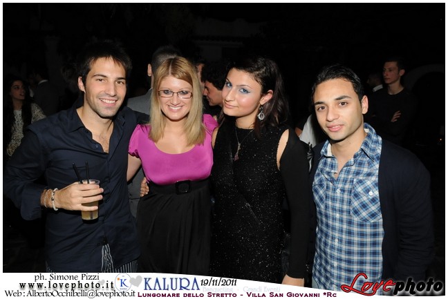 353Kalura_Swimming_Pool_Party_LovePhoto_19112011.jpg