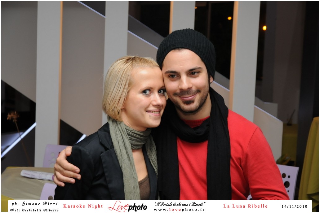 047LovePhoto_La_Luna_Ribelle-14112010-KaraokeNight.jpg