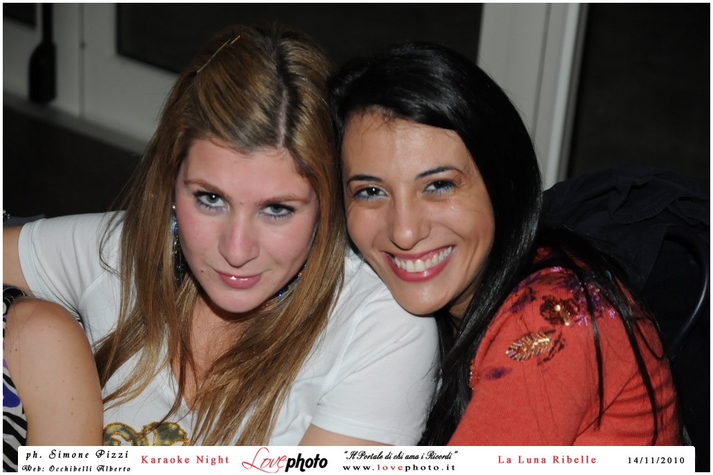 067LovePhoto_La_Luna_Ribelle-14112010-KaraokeNight.jpg