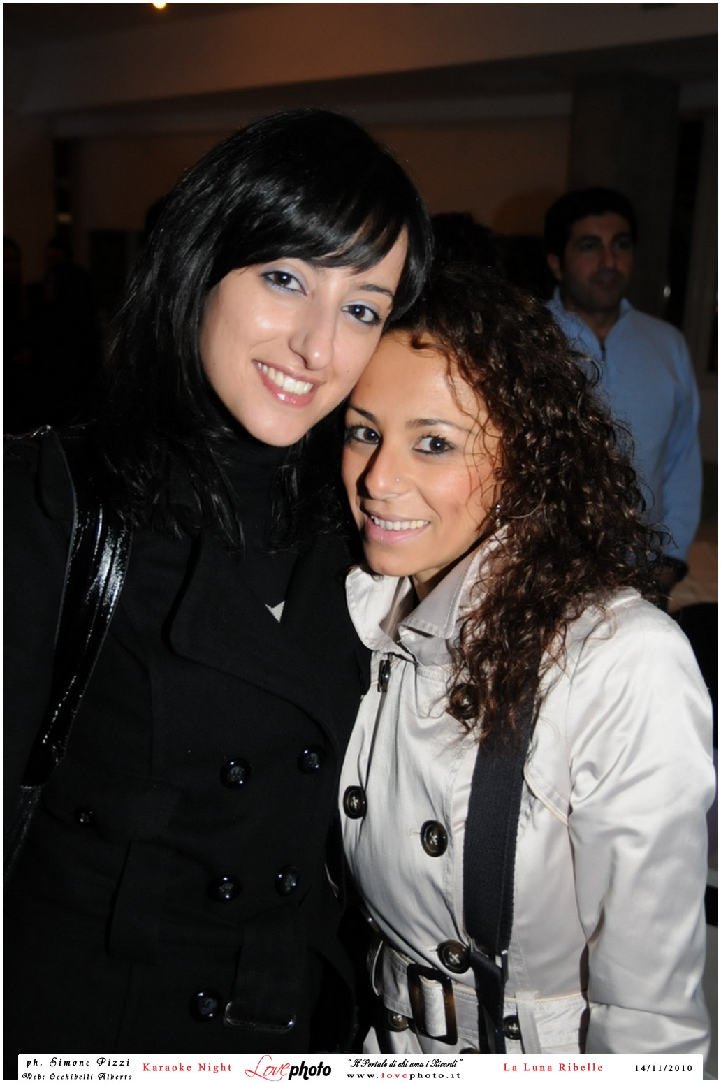 072LovePhoto_La_Luna_Ribelle-14112010-KaraokeNight.jpg