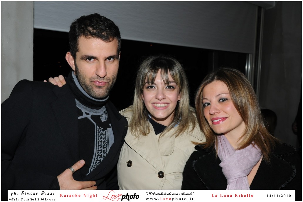 075LovePhoto_La_Luna_Ribelle-14112010-KaraokeNight.jpg