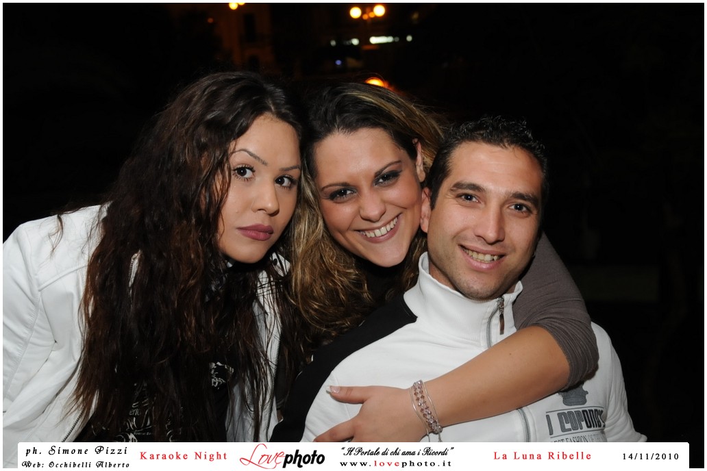 110LovePhoto_La_Luna_Ribelle-14112010-KaraokeNight.jpg