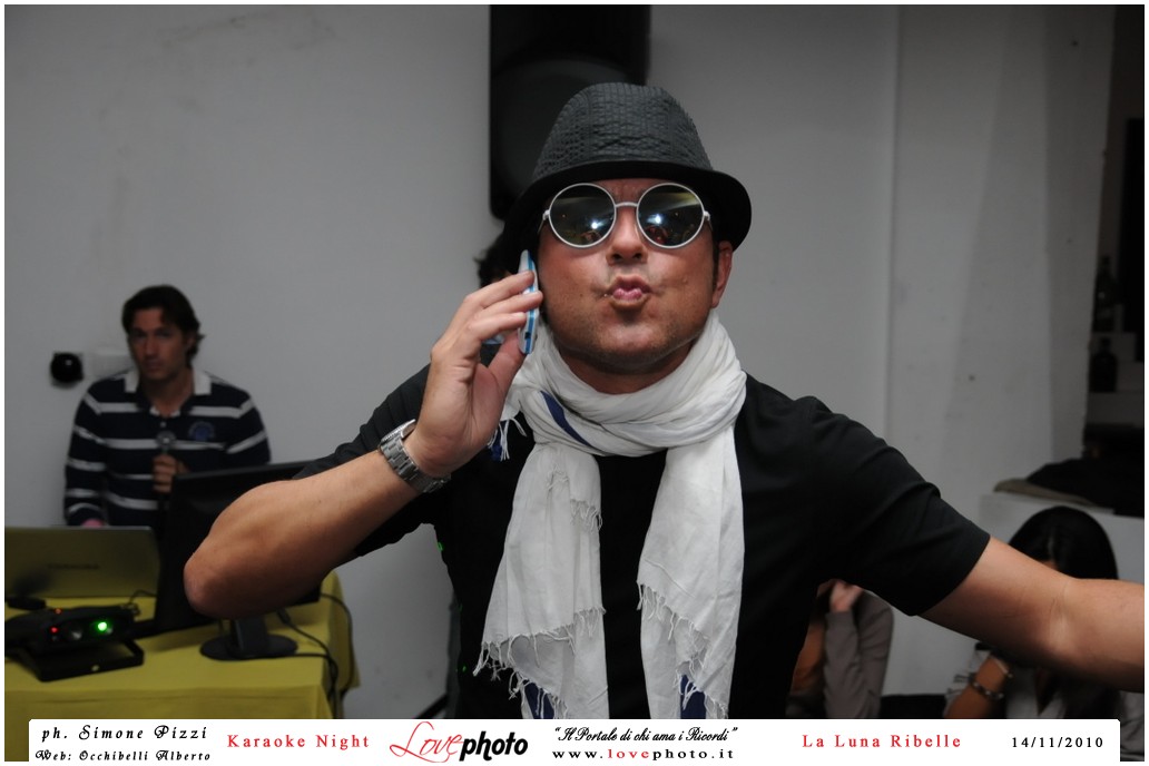 113LovePhoto_La_Luna_Ribelle-14112010-KaraokeNight.jpg