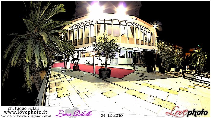 010LovePhoto_Luna_Ribelle_Night-24122010.jpg