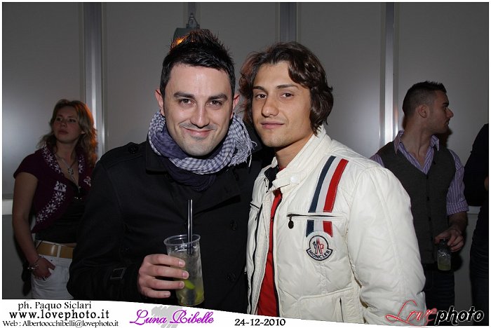 030LovePhoto_Luna_Ribelle_Night-24122010.jpg