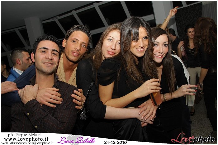 087LovePhoto_Luna_Ribelle_Night-24122010.jpg
