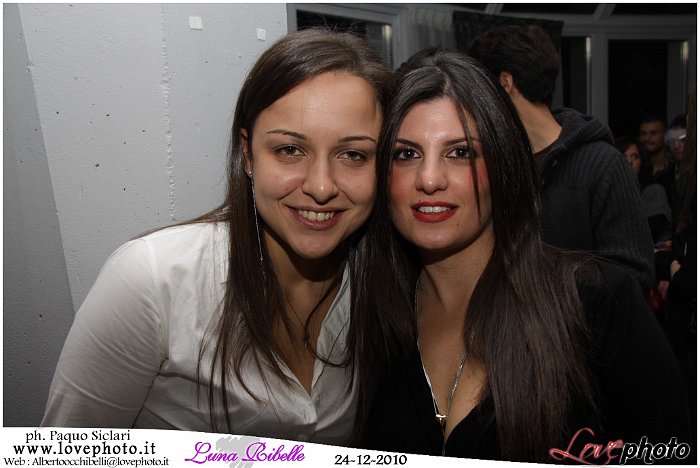 090LovePhoto_Luna_Ribelle_Night-24122010.jpg
