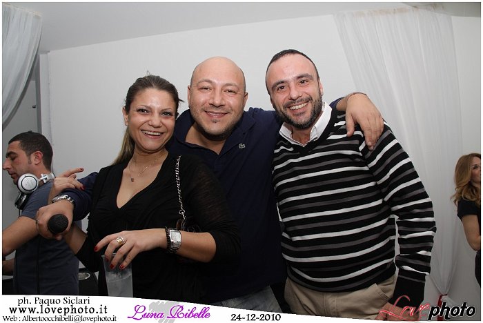 096LovePhoto_Luna_Ribelle_Night-24122010.jpg