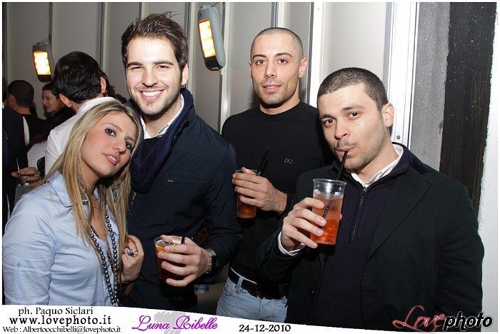103LovePhoto_Luna_Ribelle_Night-24122010.jpg