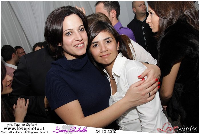 105LovePhoto_Luna_Ribelle_Night-24122010.jpg