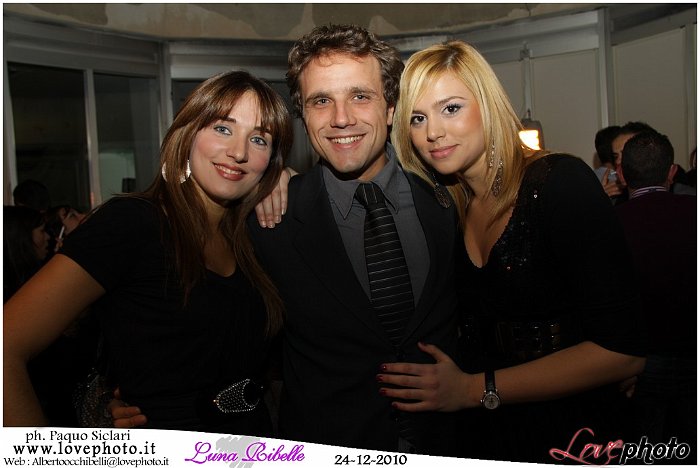 136LovePhoto_Luna_Ribelle_Night-24122010.jpg