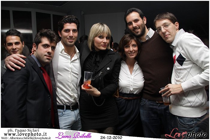 140LovePhoto_Luna_Ribelle_Night-24122010.jpg