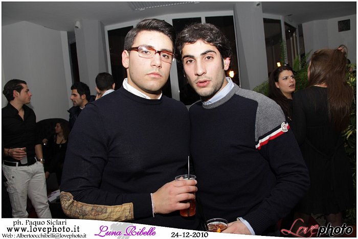 147LovePhoto_Luna_Ribelle_Night-24122010.jpg